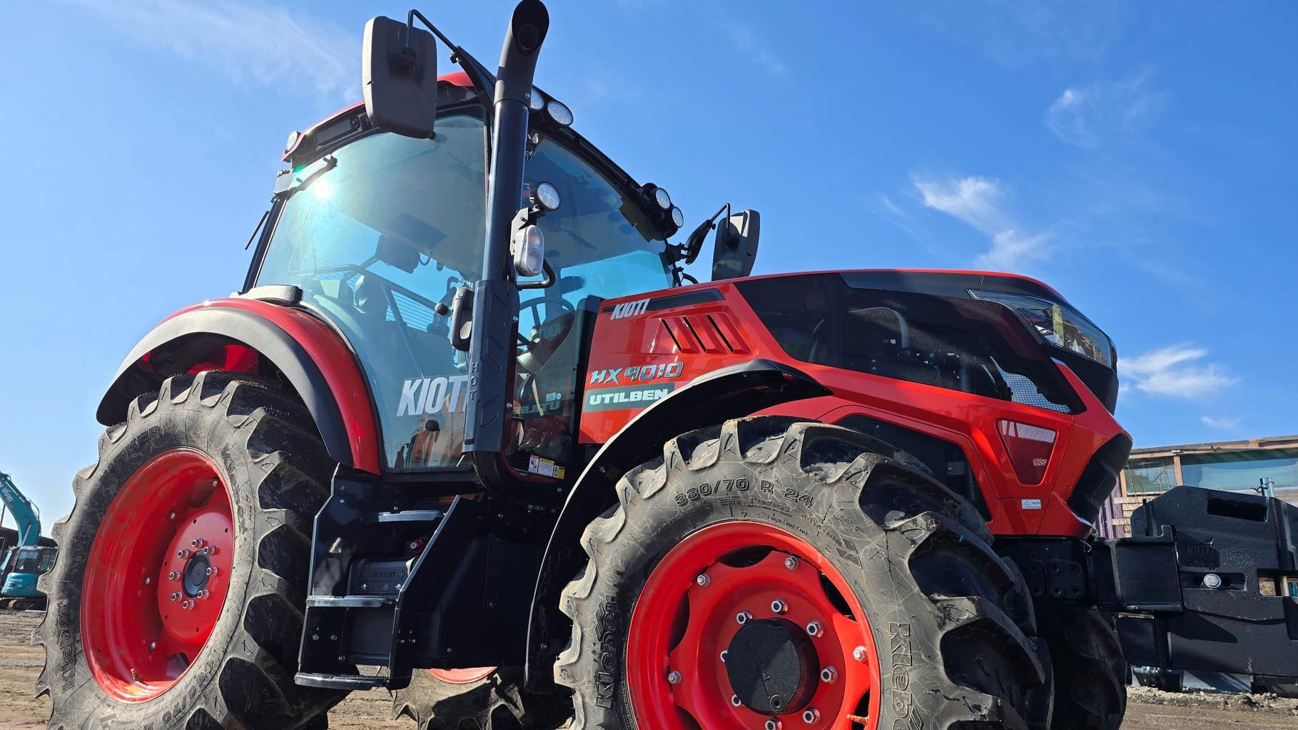 Tractor Kioti HX9010 de vanzare