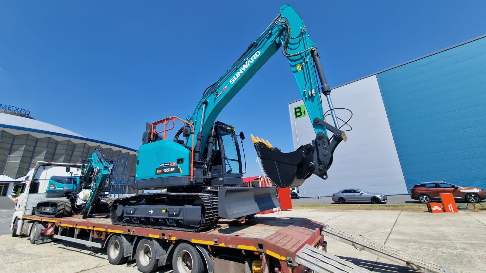 Excavator senile SUNWARD SWE 155 UF + PICON GRATUIT de vanzare