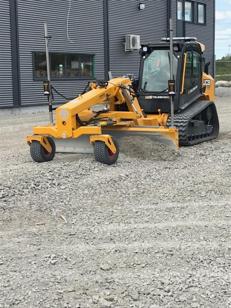  AP MACHINE CONSTRUCTION Lama greder TWISTER II 2200 mm --  Miniincarcator 1500-3600 kg de vanzare