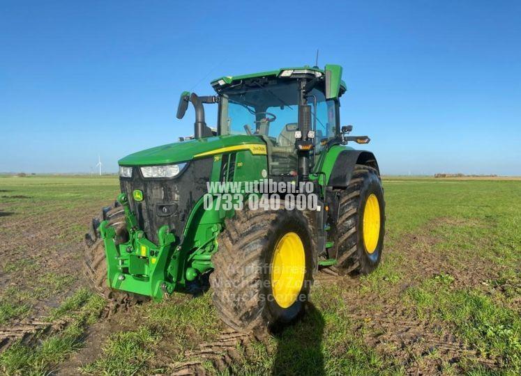 Tractor John Deere 7R 330 de vanzare