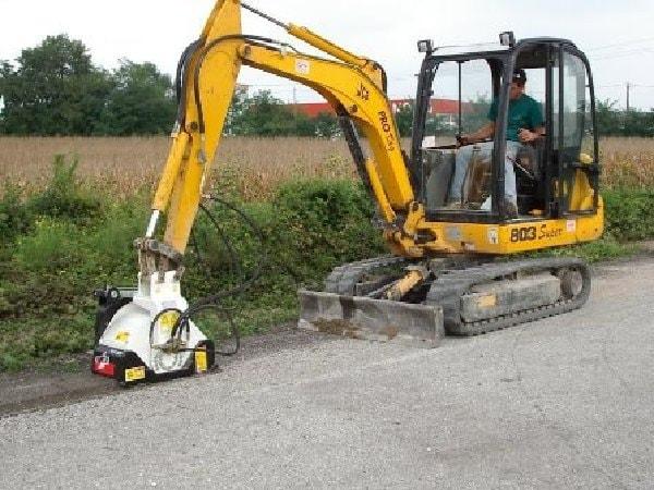 Freza asfalt atasament SIMEX PLB 300 - miniexcavator 3 - 7 t. de vanzare