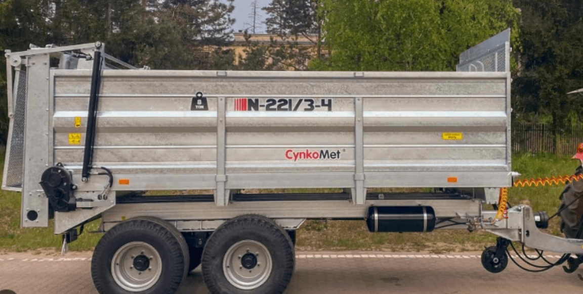 Masina de imprastiat gunoi CynkoMet  N-221/3-4 de vanzare