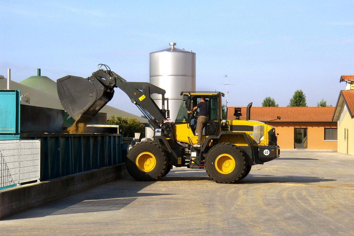 Piese Cupa incarcator frontal UtilMAX High Dump 4.55 m3 - 15 - 20 t. de vanzare