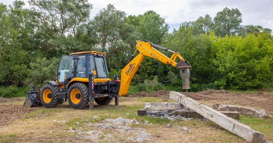 buldoexcavator nou