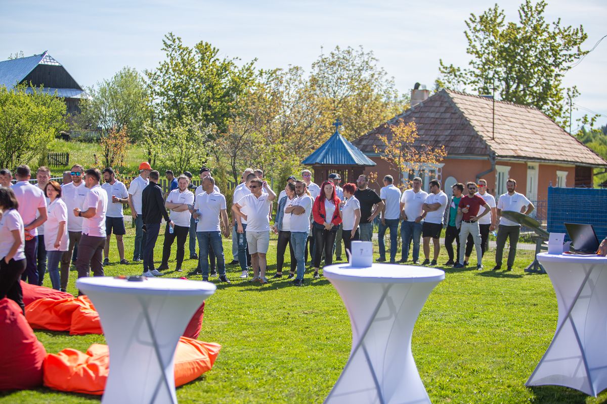 Team building UTILBEN &icirc;n aer liber