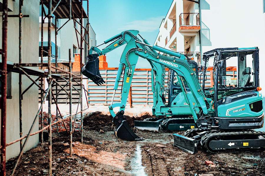 miniexcavatoare inchiriate in constructii