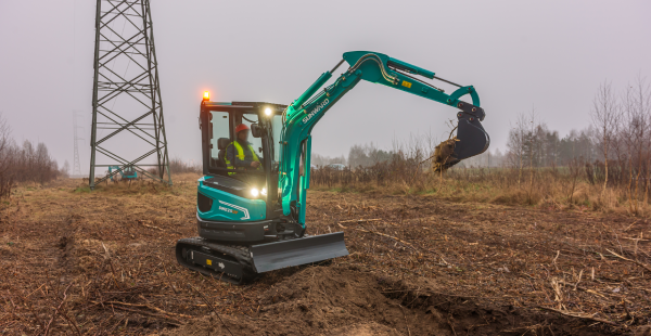 inchiriere miniexcavatoare