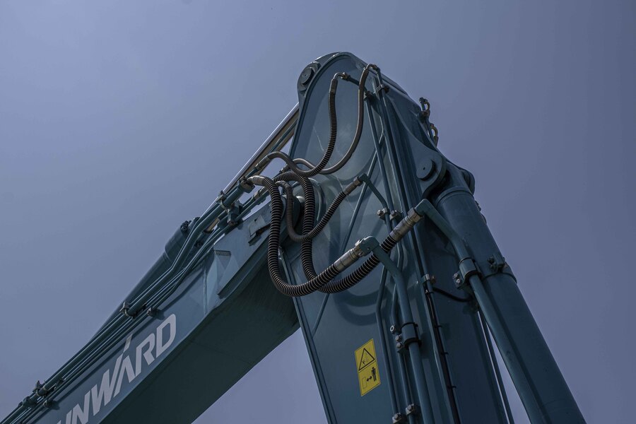 lungimea bratului excavator