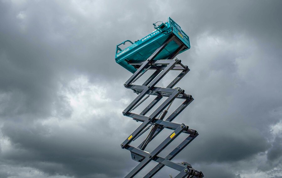 nacela foarfeca utilaje noi Sunward