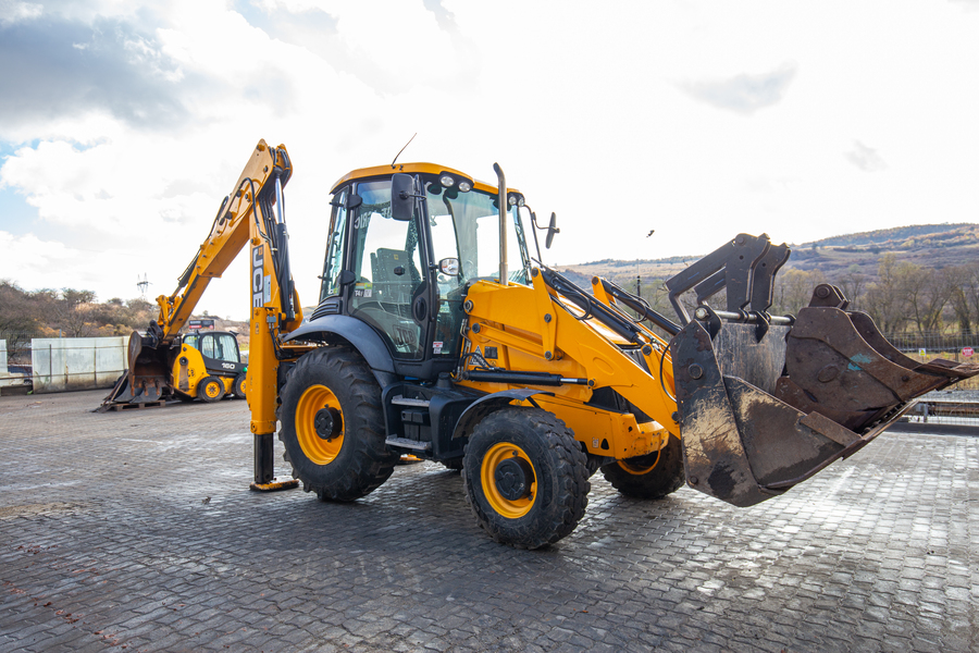 buldoexcavator utilaje constructii