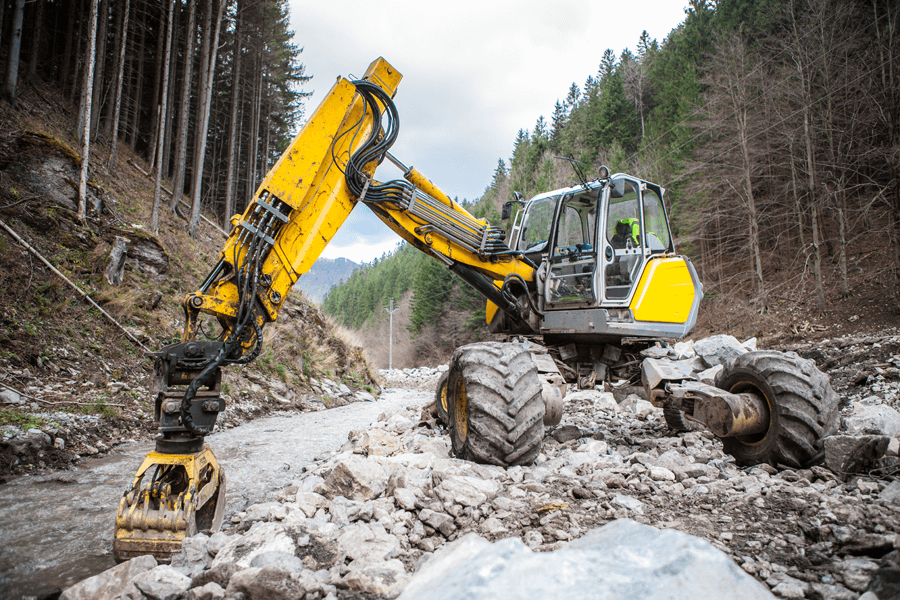 excavator pe roti
