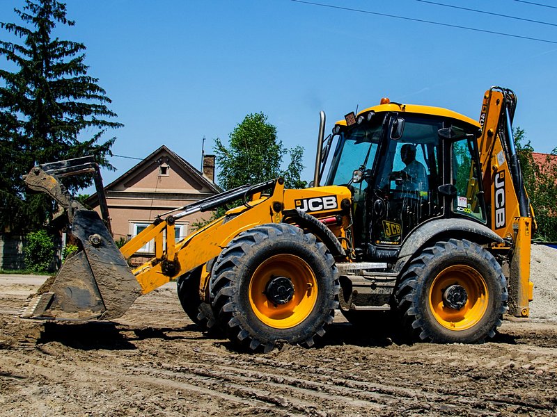 buldoexcavator de vanzare