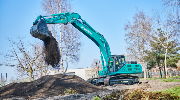 inchiriere excavatoare pe senile